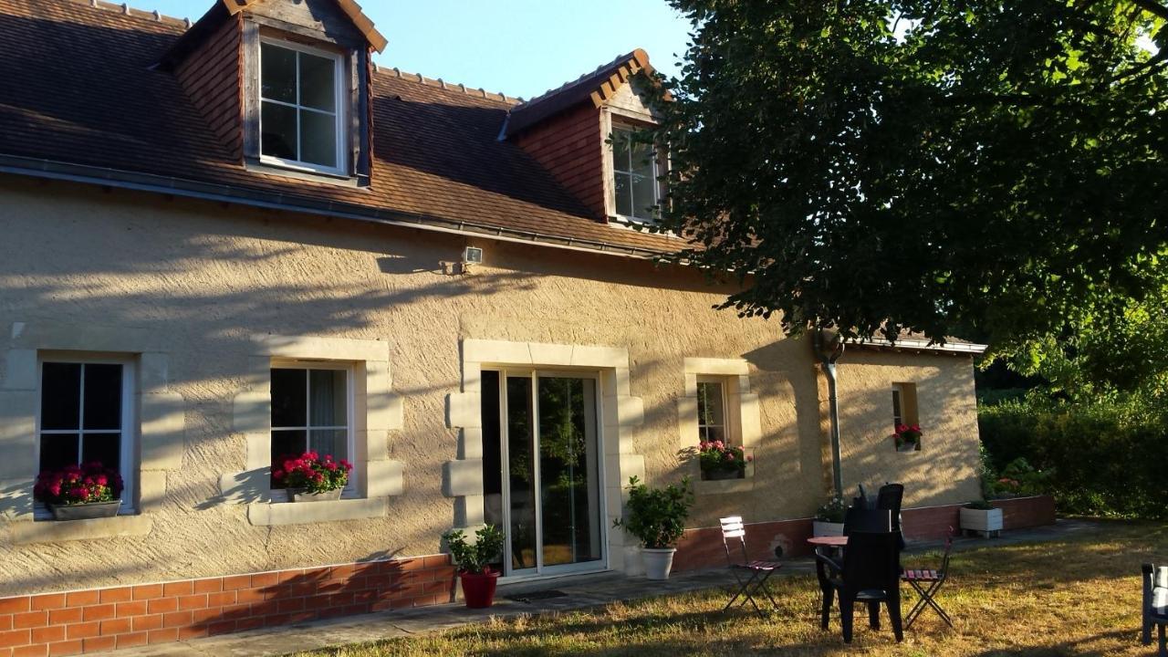 Chambre D'Hote En Vallee Du Loir - Elevage Des Rosiers Bazouges-sur-le-Loir Exteriör bild